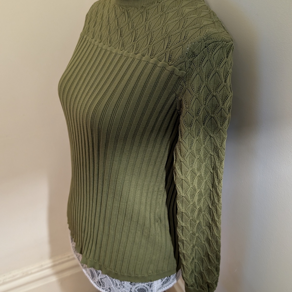 Green Ribbed Knit Sweater - Picture 5 of 10